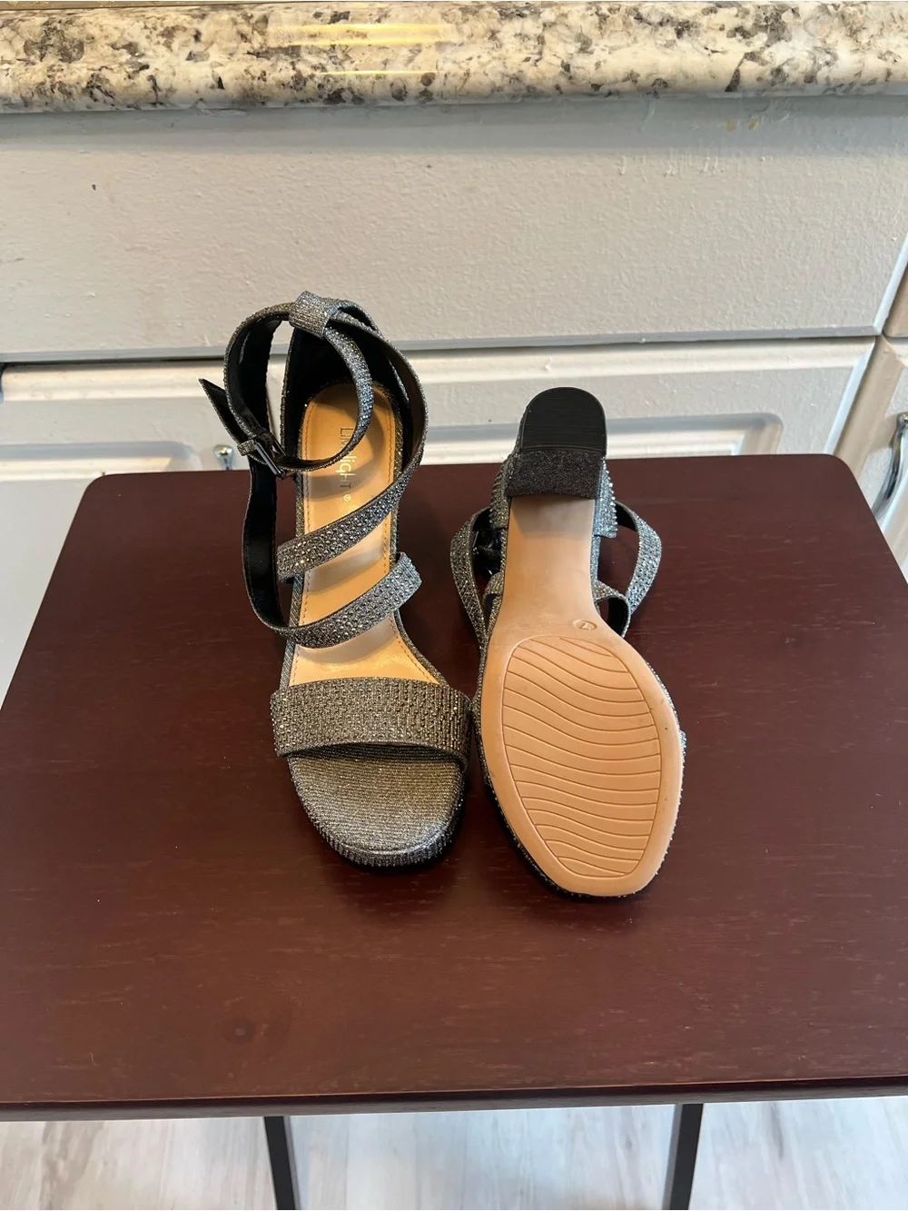 Limelight Women's Lainey Sparkle Platform Block Heel Pewter Sandals Size 7